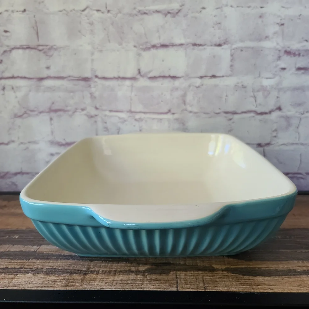 Ethos UK Design Aqua Cream Fluted Ceramic Rectangular Baking Serving Dish 10x12